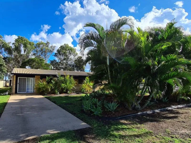 Spacious 4 bedroom brick, steel framed home located  in a nice quiet street on the outskirts of Hervey Bay