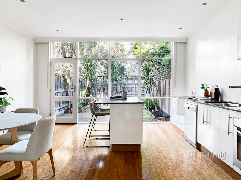 A modern take on classic terrace living…