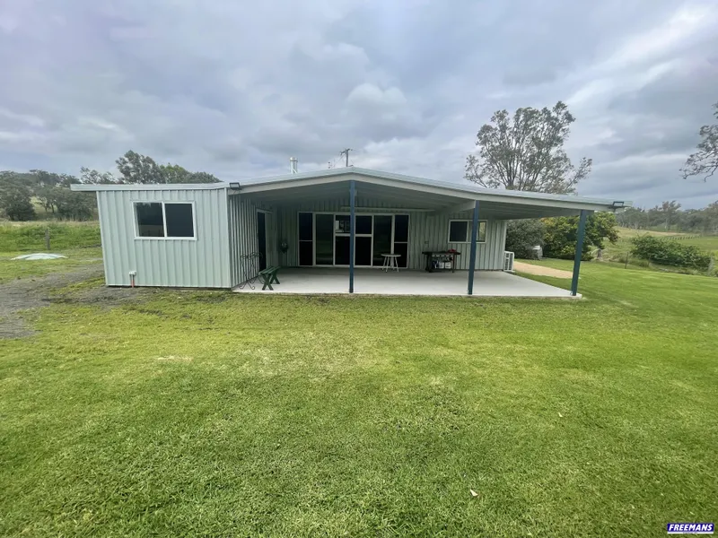 Quaint Country Living - 30 Minutes from Kingaroy