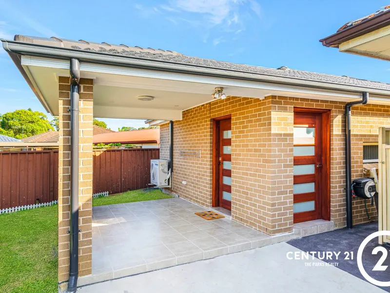 Stunning Brand New Home