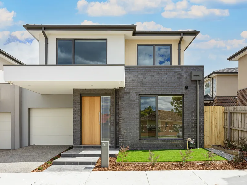 Spacious modern living