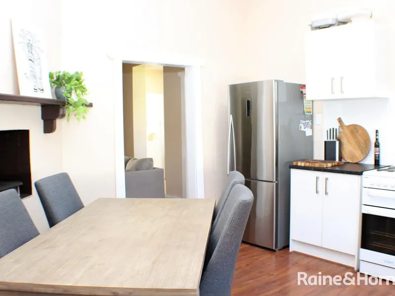 Lovely home with Huge Shed!