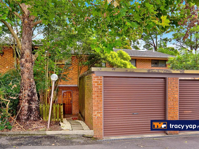 Convenient, Spacious & Private Courtyard, Peaceful living!