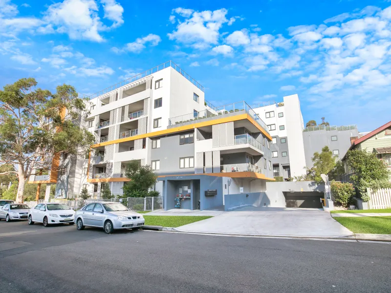 Near New Apartment - Central Blacktown