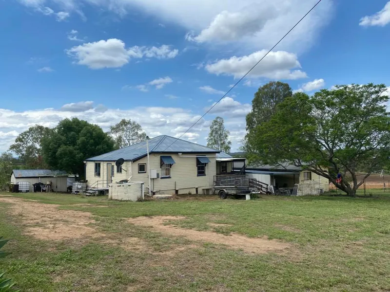 3 PROPERTIES IN 1 - MUST SELL...only $323,000 !!!