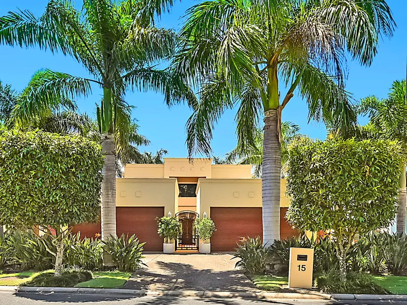 Stunning Tuscan Style Waterfront Family Home!