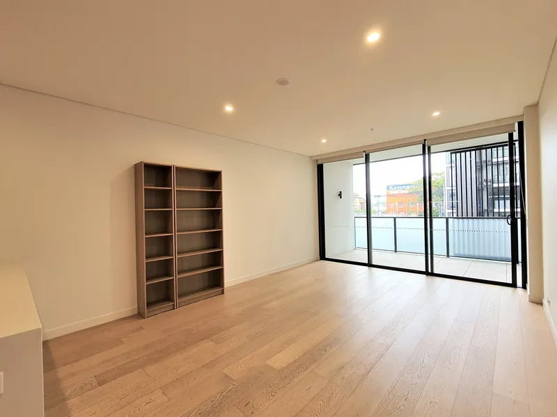 MODERN 2 BEDROOM APARTMENT