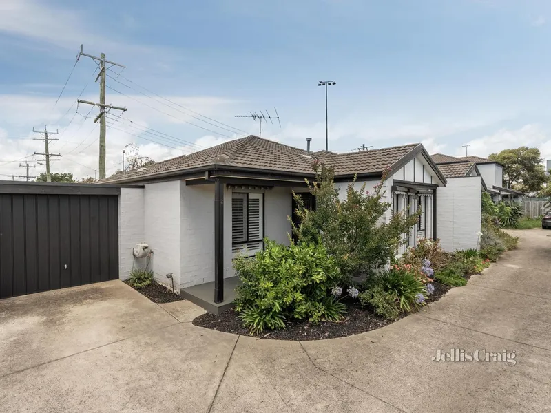 Comprehensively Updated Villa in Prized Bonbeach Locale