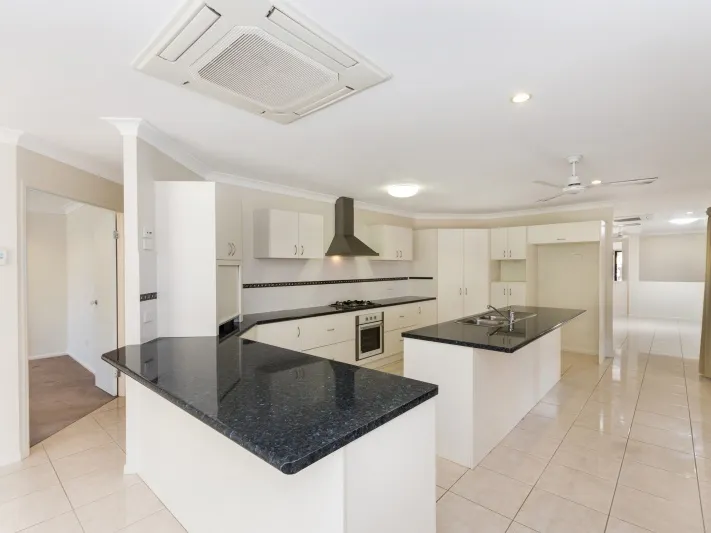 Massive 317sqm Family Home - Mulitple living areas