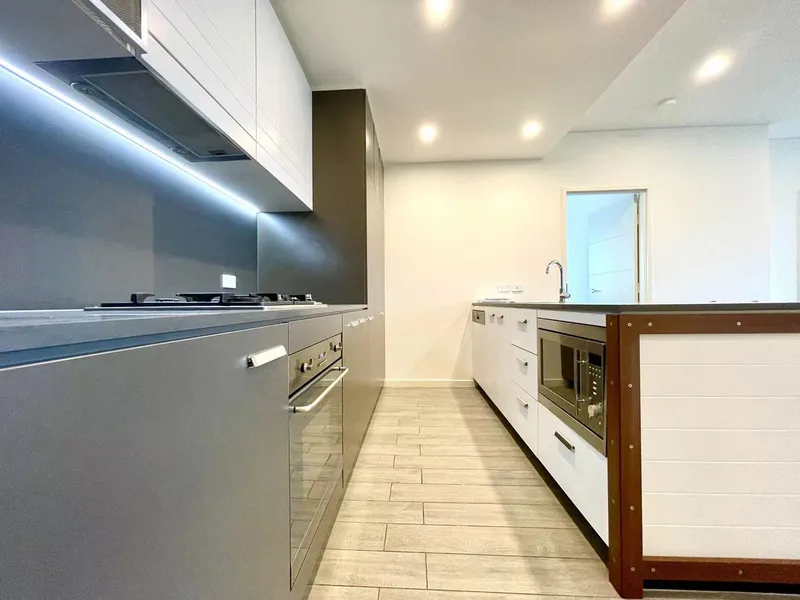 Fully furnished amazing 2beds 2 baths apartment as its finest balanced riverside life