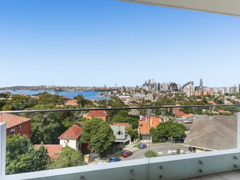 Fantastic Harbour and City Views!!