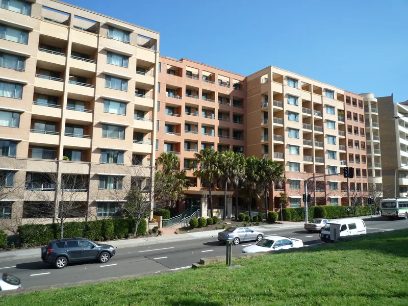 Huge 2 bedroom apartment