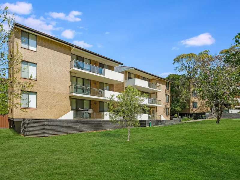 Three Bedroom Unit in Prime Location