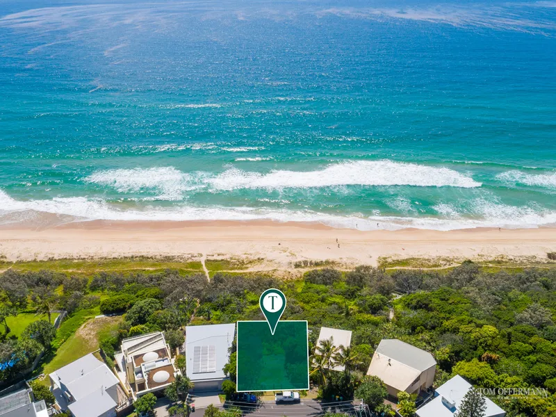 Covet a Highly Desirable Beachside Site in Sunshine Beach