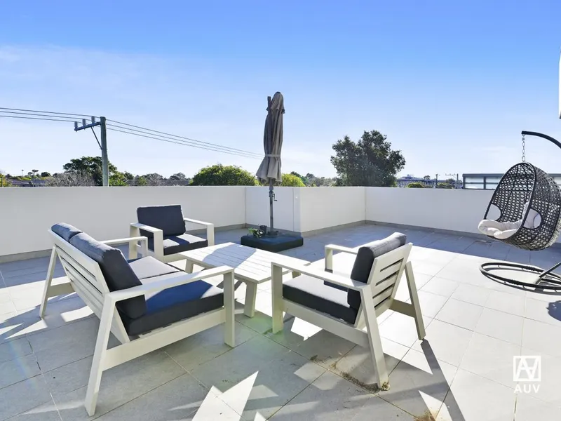 Spacious two bedroom apartment in a sought-after location