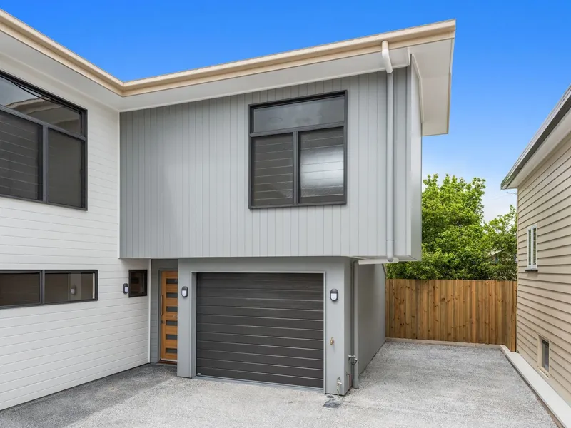 Modern and private inner city townhome!