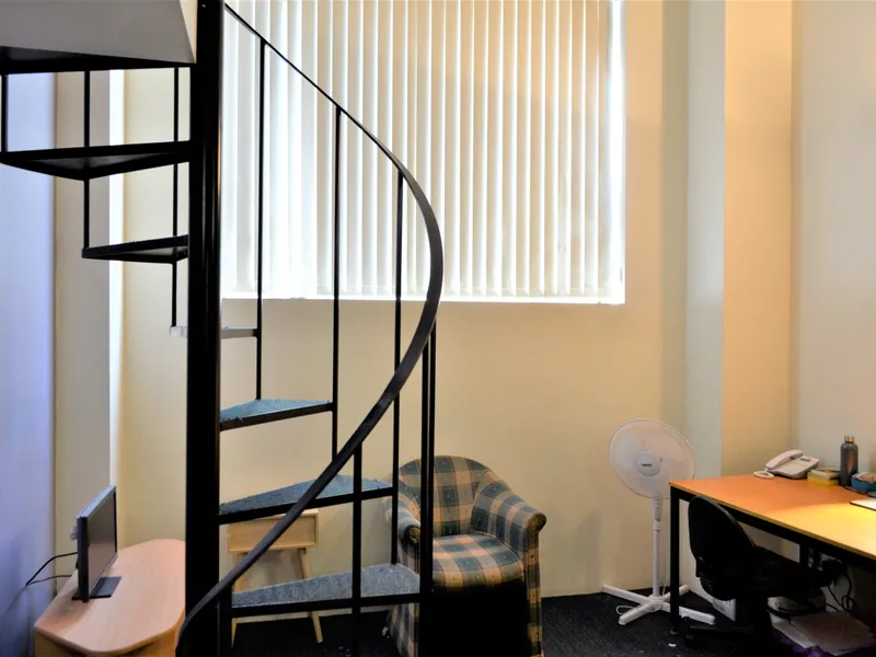 INVESTMENT OPPORTUNITY KNOCKS!!! PERFECTLY LOCATED STUDENT ACCOMMODATION!!!
