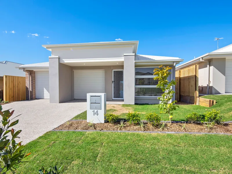 PERFECT FOR THE EXTENDED FAMILY 3 BEDROOM HOUSE WITH 2 BEDROOM SEPARATE LIVING