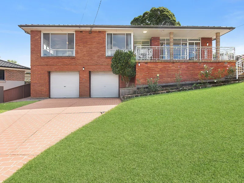 Family home with views to the Blue Mountains ridgeline