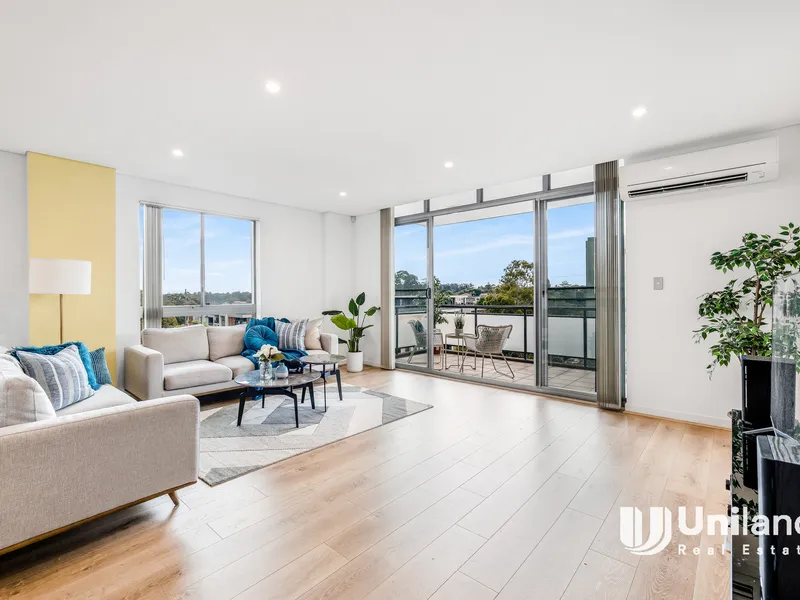 Executive North-Facing Corner Apartment | HUGE 182 sqm ( on title)