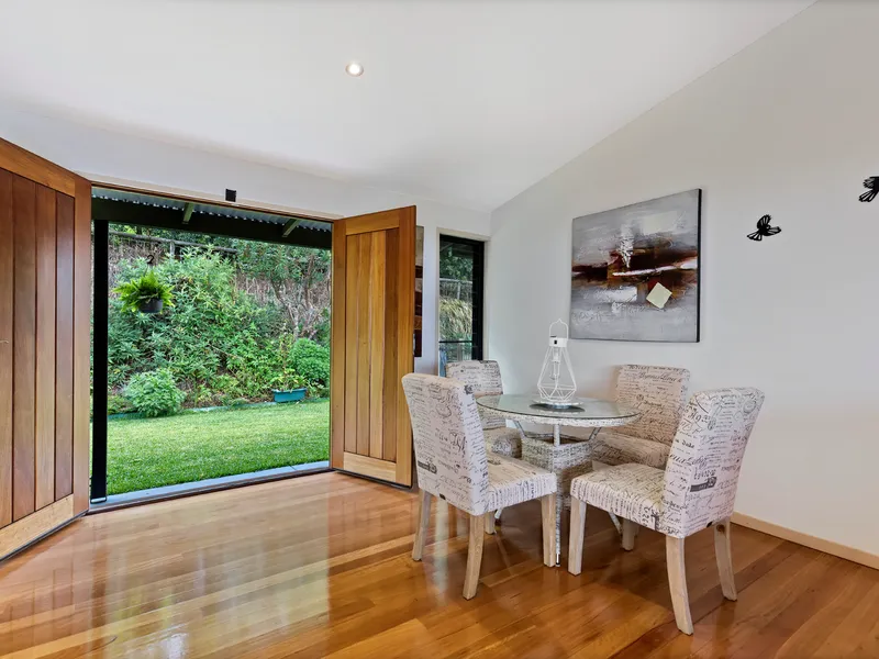 OCEAN VIEWS WITH CONTEMPORARY ELEGANCE