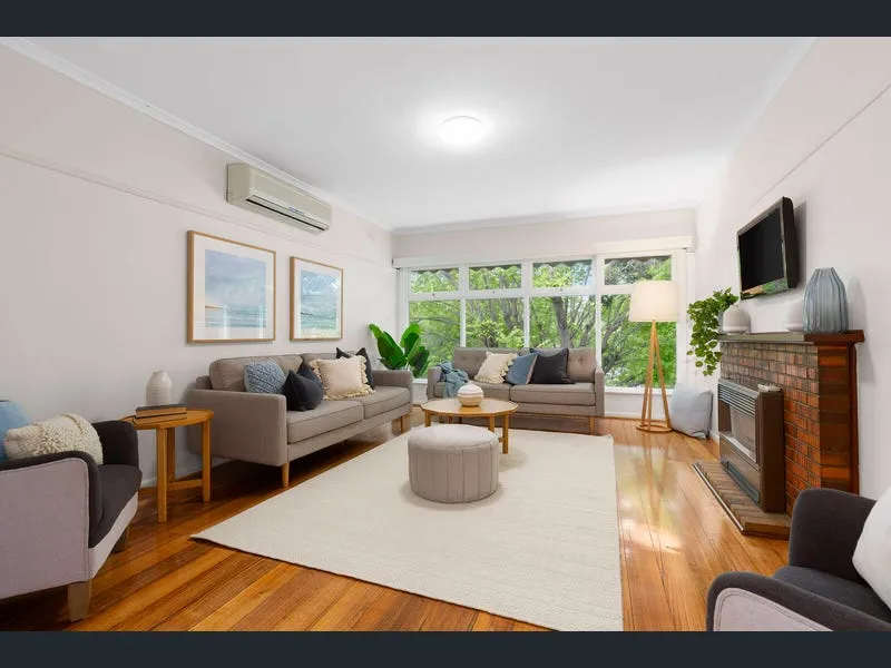 Largely renovated family home ready to move in!