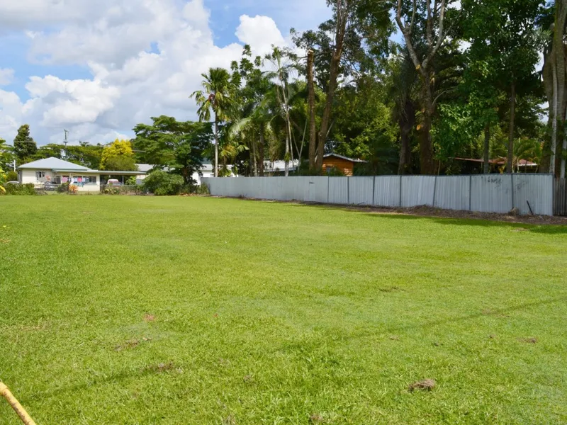 Affordable 1 / 4  Acre Homesite – 15 Mins. to Mission Beach!