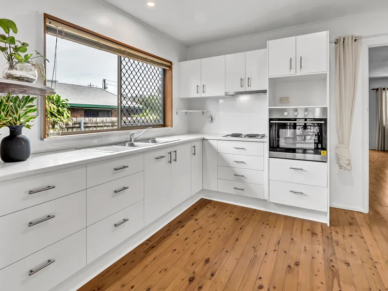 KNOCK KNOCK - It's opportunity calling