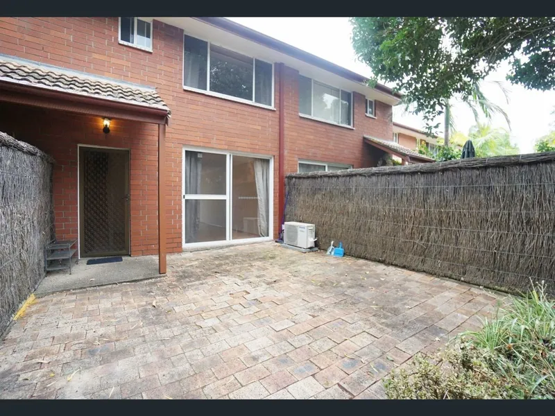 Full Brick Family & Comfortable Townhouse