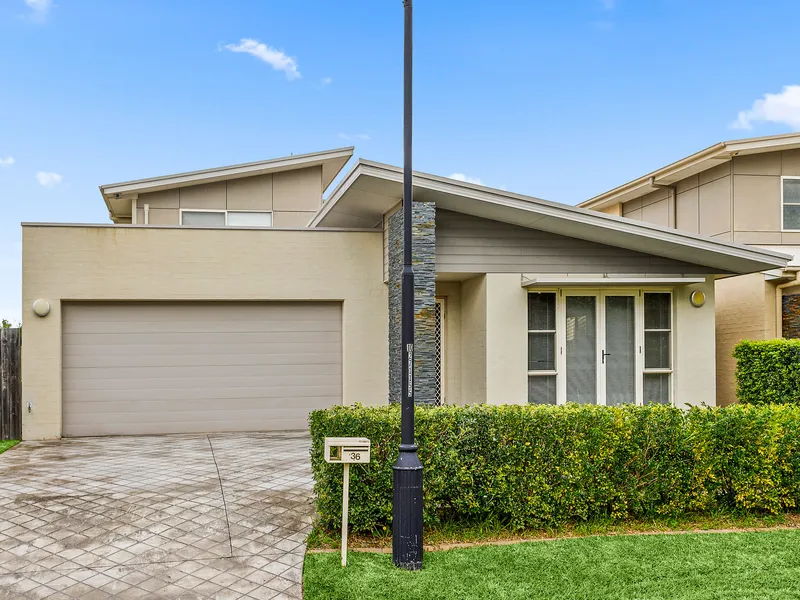 Desirable and central low-maintenance living