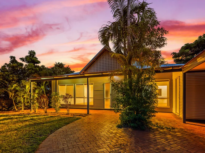 4 x 2 Family Home Opposite Roebuck Primary School