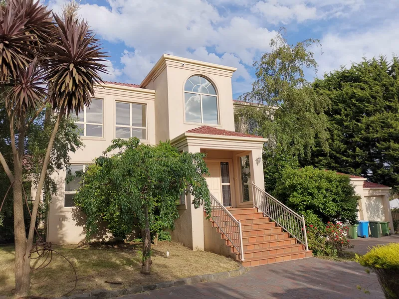 Beautiful Home on 4018sqm Land