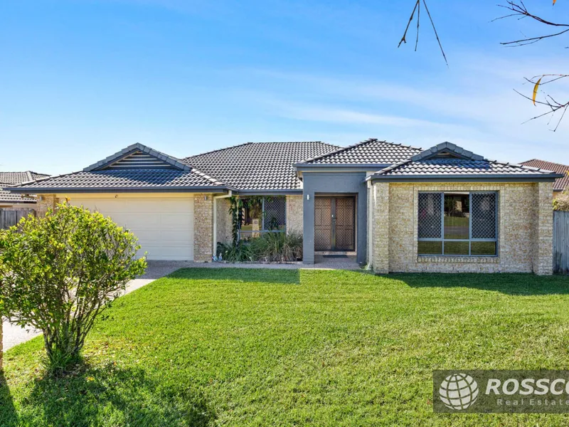 A Beautiful Family Home with a Park on your Doorstep... Outstanding Position...