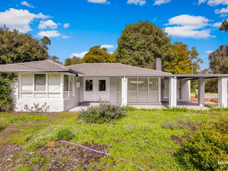 Versatile Property in Prime Roleystone Location