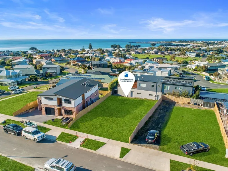 45 OVERVIEW CRESCENT