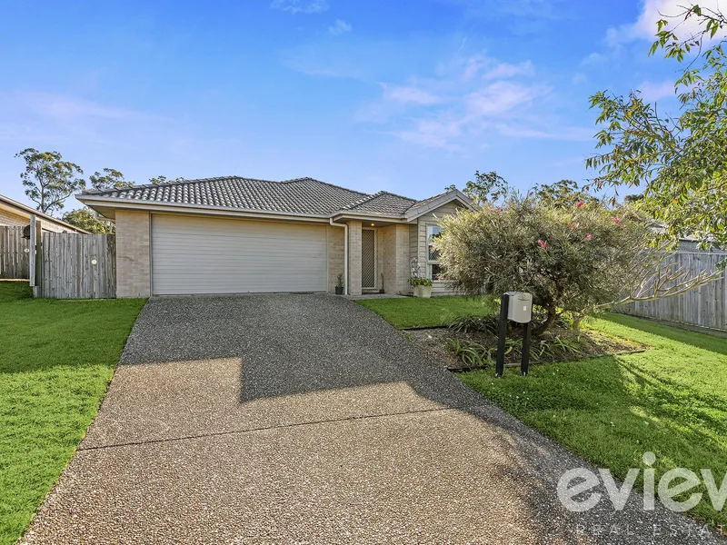 Modern Family Home in Quiet Street