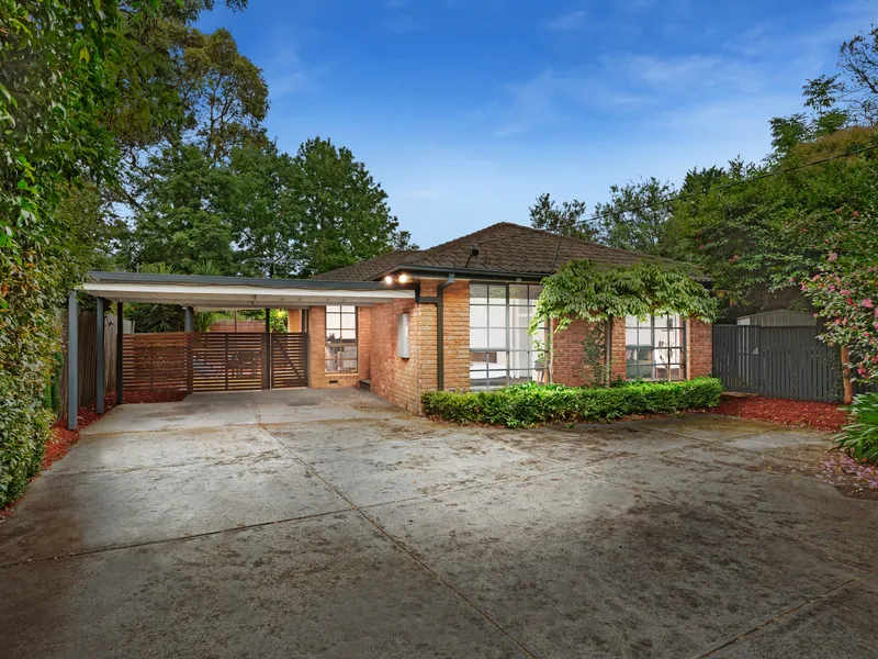 Low Maintenance Living in a Picturesque Court Setting