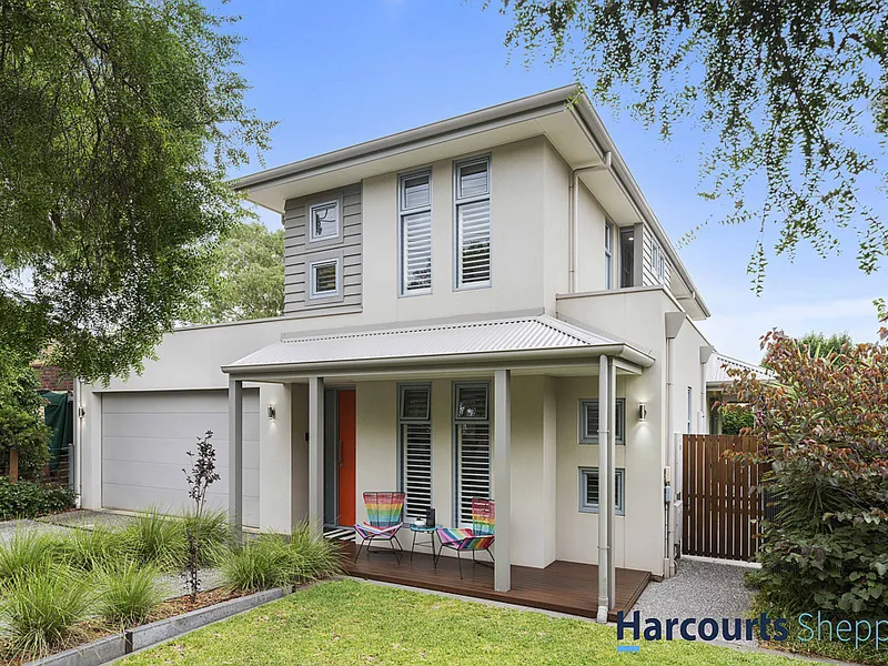 Unparalleled Contemporary Living with Incredible Space