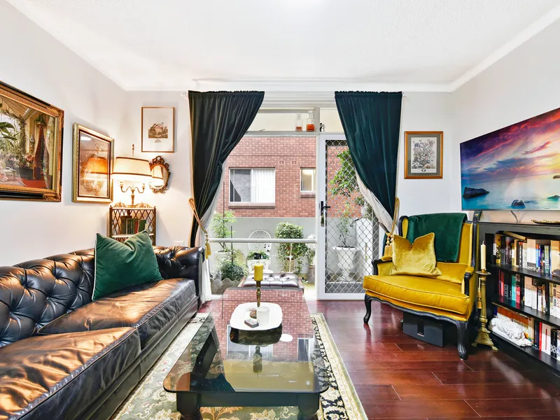 Freshly painted one bedroom apartment