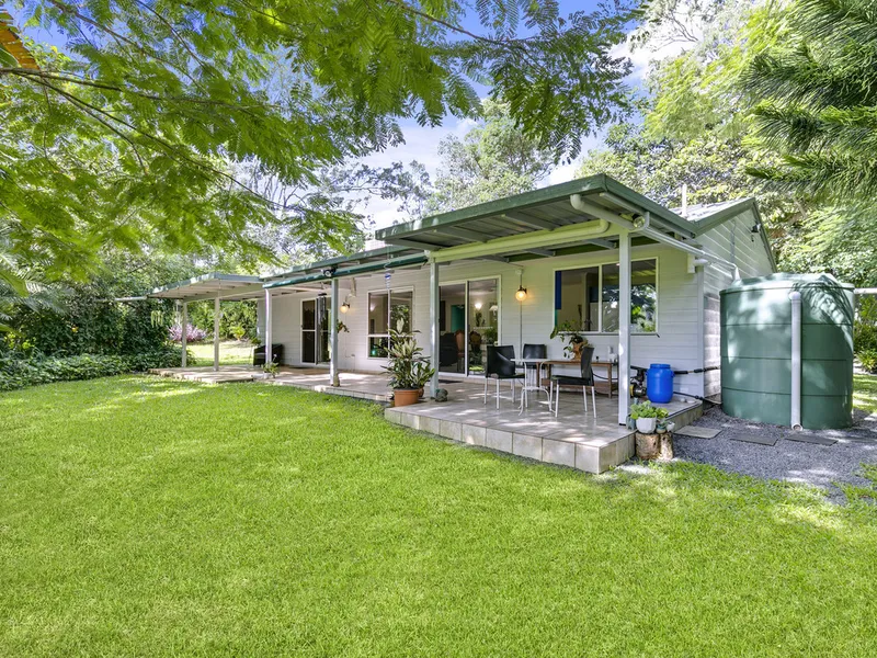 PRIVATE HIDDEN GEM ON ONE ACRE