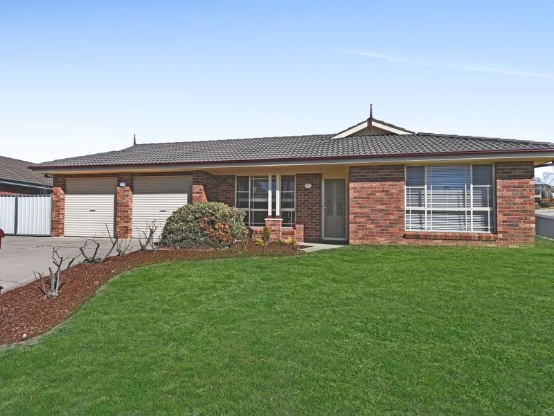 IMMACULATE FAMILY HOME