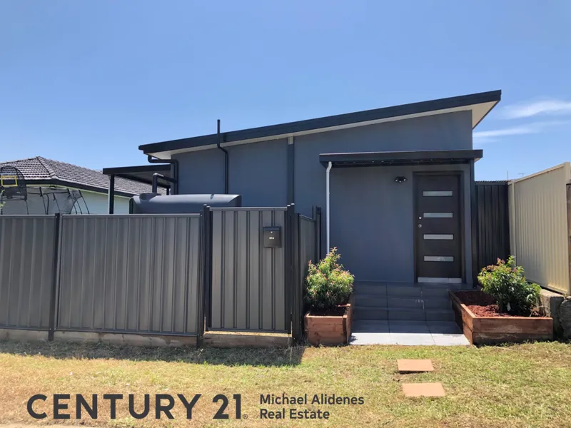 Private 2 Bedroom Granny Flat With Air Conditioning