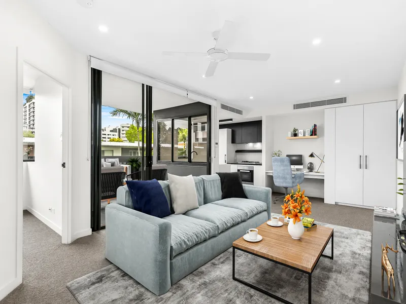 The Outdoor Entertainer