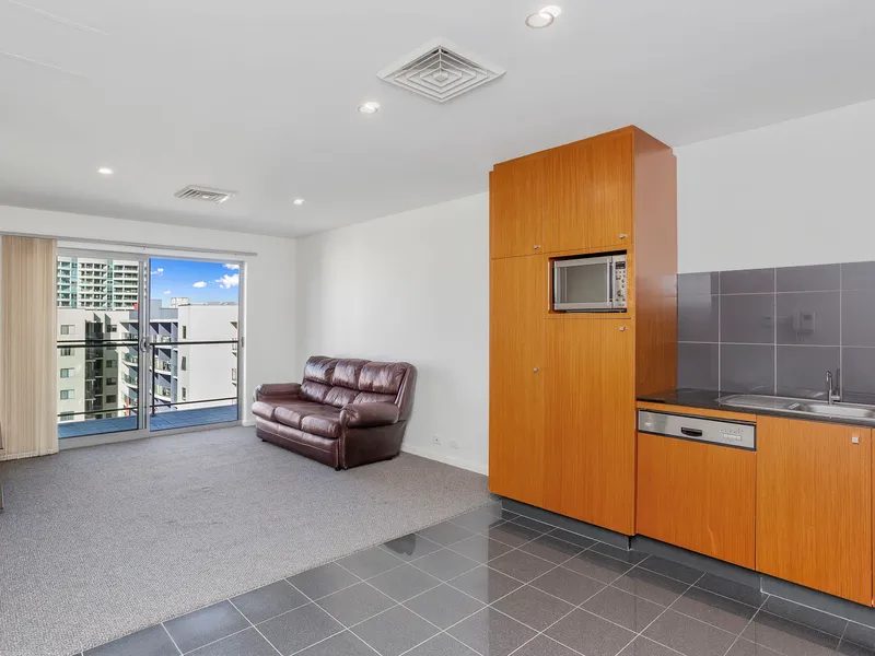 Fully Furnished 1 Bedroom Apartment on Hay St