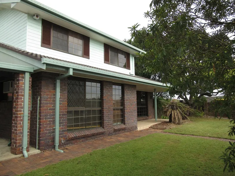 Large family home, Mansfiled School Catchment