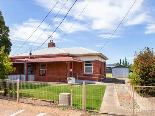 3 BEDROOM CHARACTER HOME IN IDEAL LOCATION