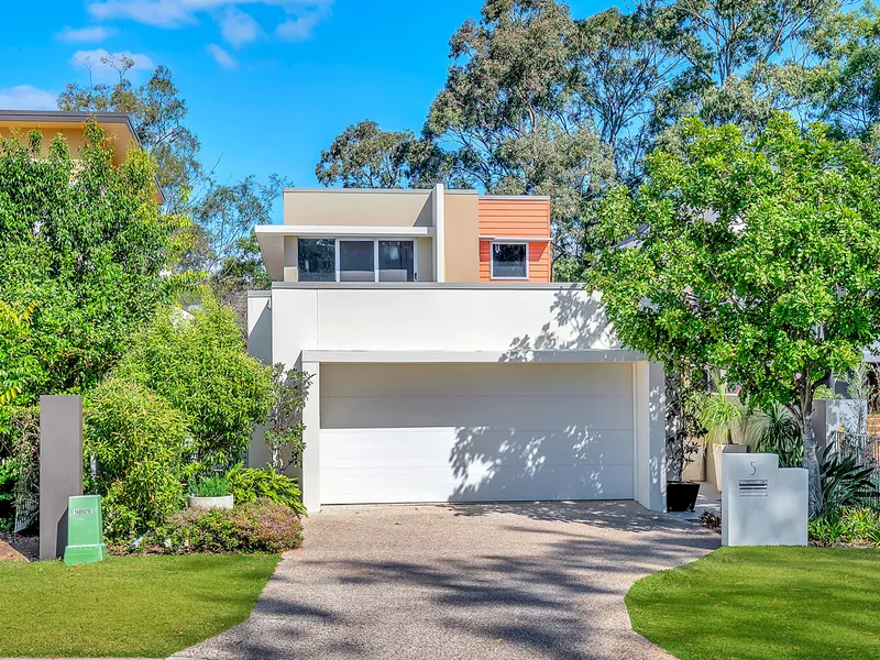 STUNNING CONTEMPORARY HOME WITH WATER VIEWS!