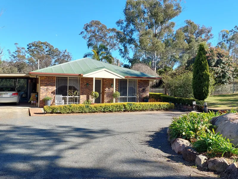 5 Acres - 3 Bedroom Brick on the Edge of Town