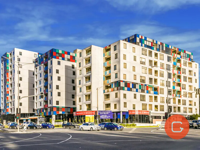 GREAT FLOORPLAN AND BUILDING FACILITY OPPOSITE WESTFIELD KNOX