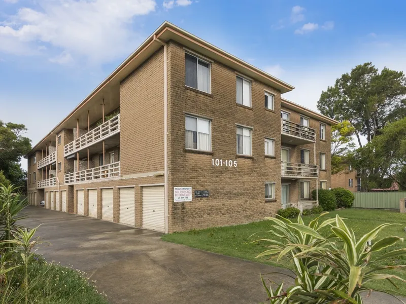 Superbly Positioned and Smartly Updated 2-Bedder